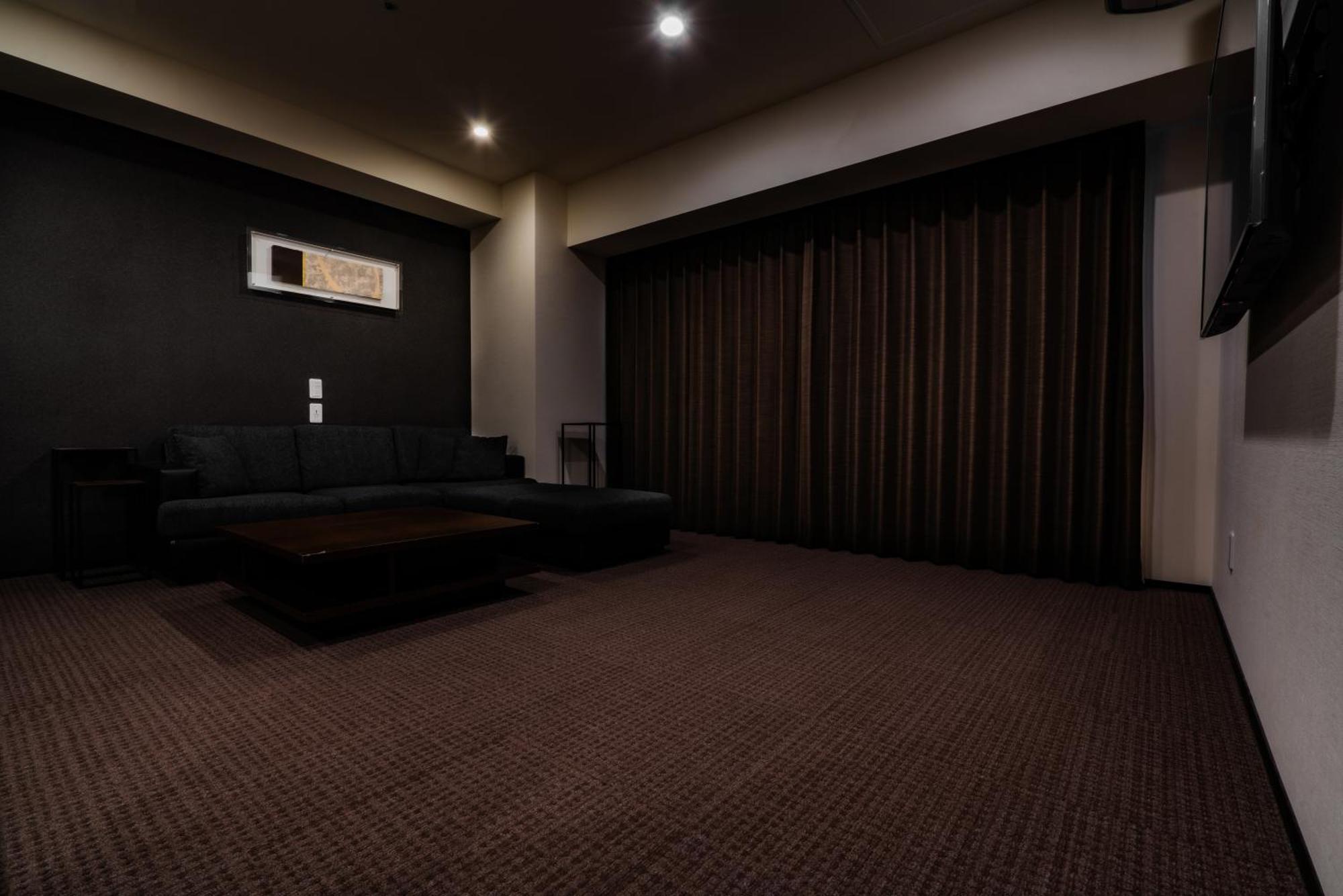 Randor Hotel Sapporo Suites Cameră foto A room at a love hotel in Tokyo