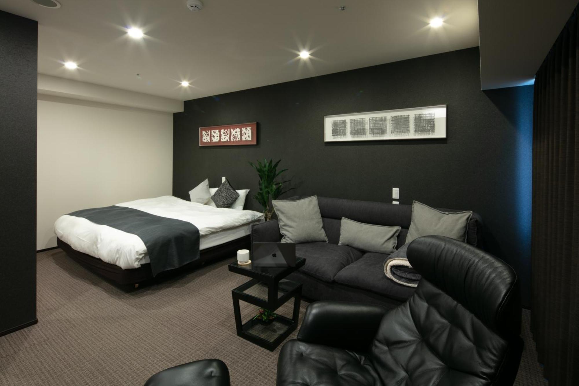 Randor Hotel Sapporo Suites Cameră foto A room at a love hotel in Tokyo