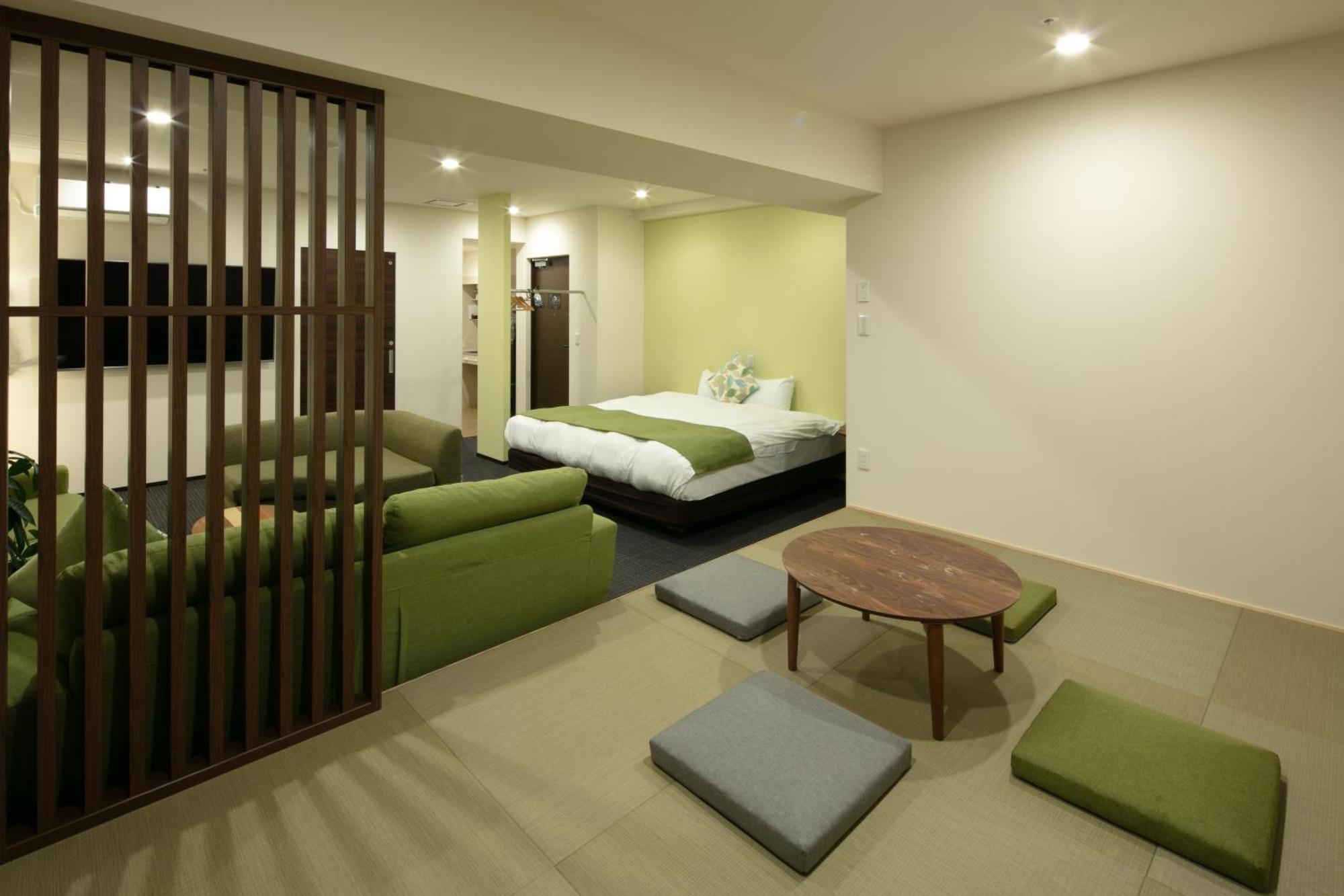 Randor Hotel Sapporo Suites Cameră foto A room at the hotel
